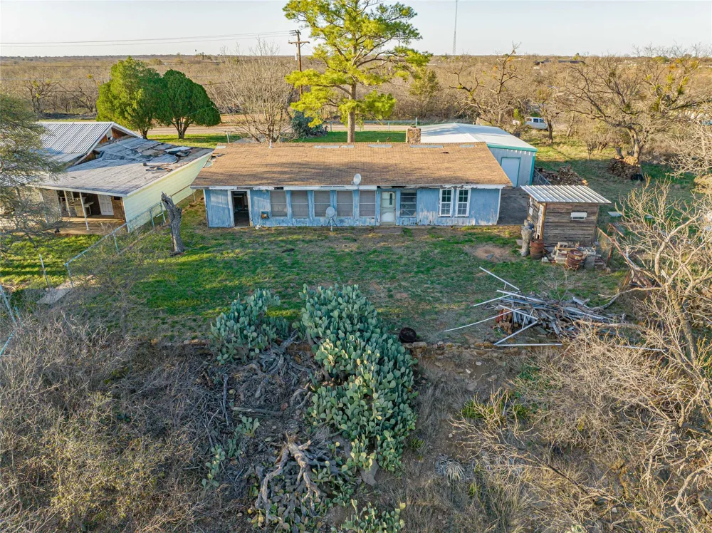6983 County Road 304 Breckenridge, TX 76424