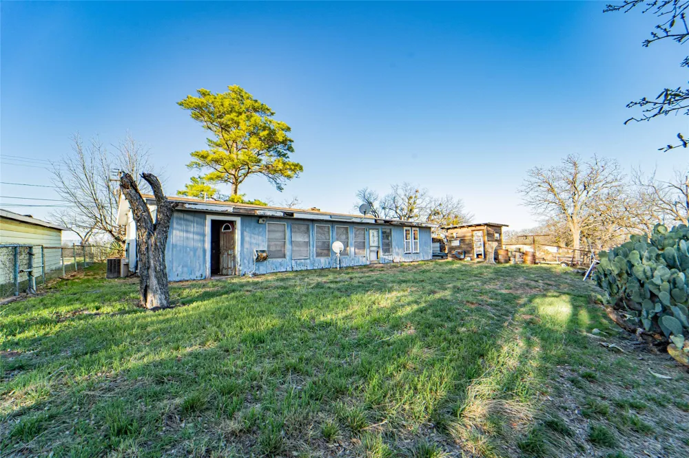 6983 County Road 304 Breckenridge, TX 76424