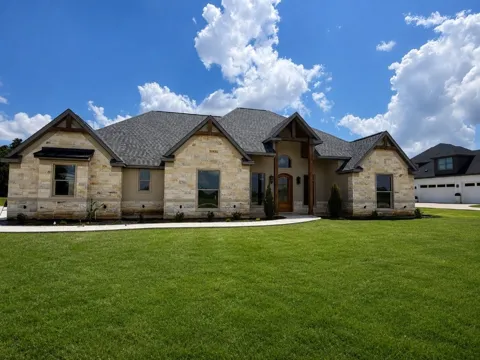 129 Heritage Springs Drive
