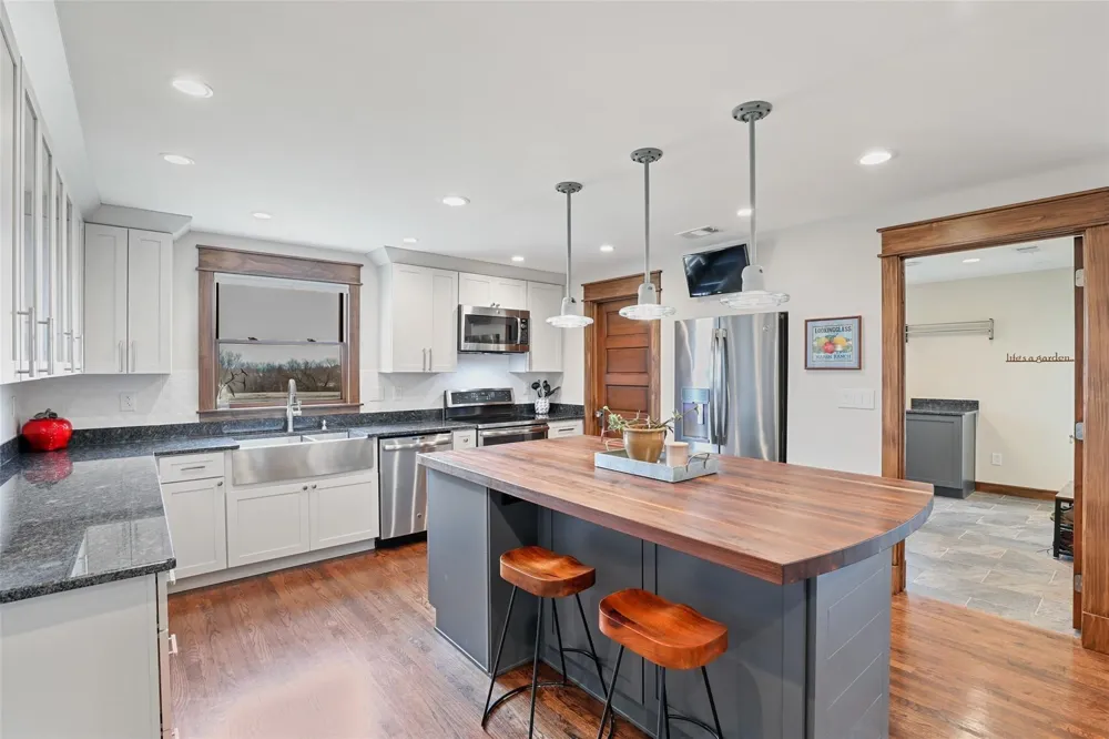 2196 Bledsoe Road Gunter, TX 75058