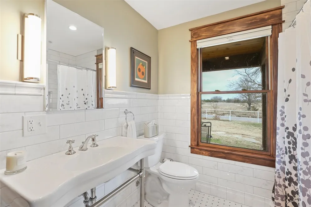 2196 Bledsoe Road Gunter, TX 75058