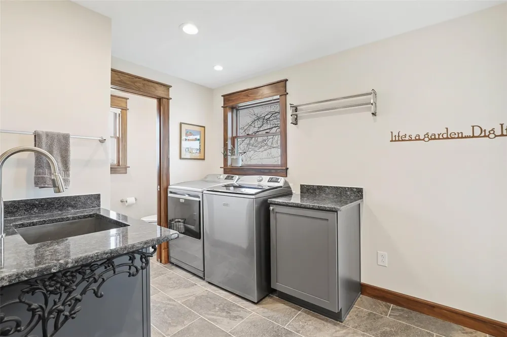 2196 Bledsoe Road Gunter, TX 75058