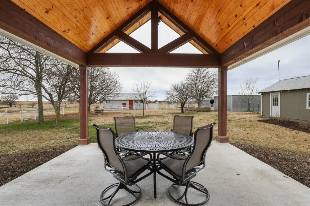 2196 Bledsoe Road Gunter, TX 75058