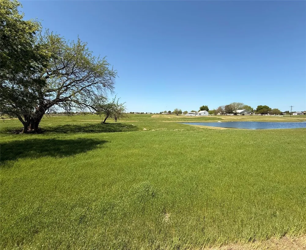 2196 Bledsoe Road Gunter, TX 75058