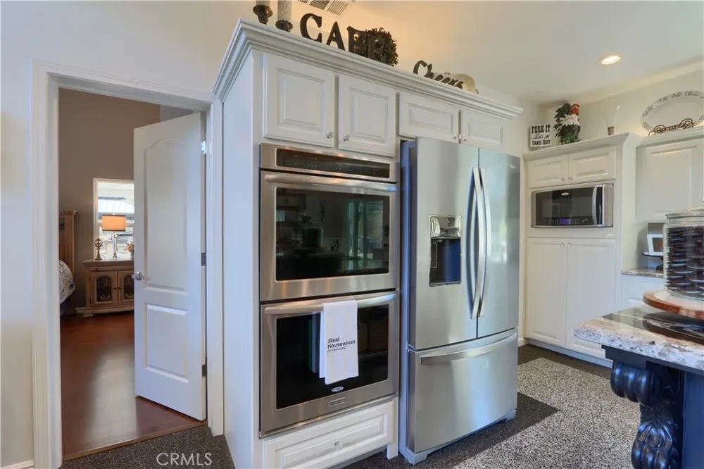 42038 Empty Creek Oakhurst, CA 93644