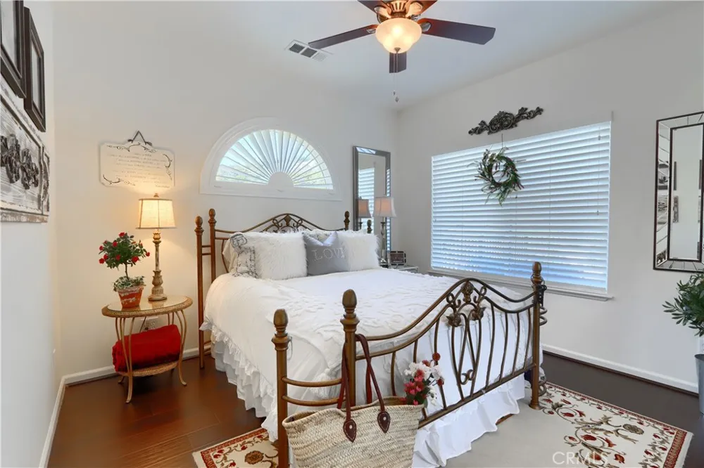 42038 Empty Creek Oakhurst, CA 93644