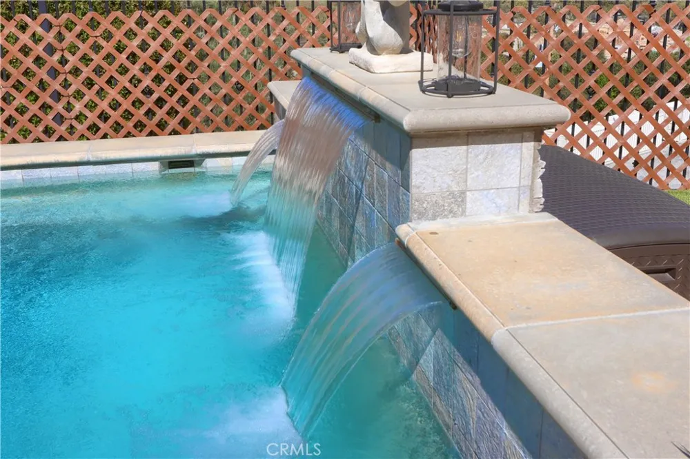 42038 Empty Creek Oakhurst, CA 93644