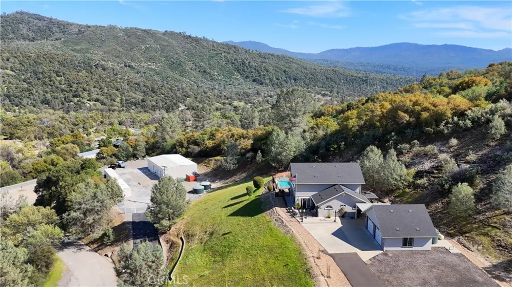 42038 Empty Creek Oakhurst, CA 93644