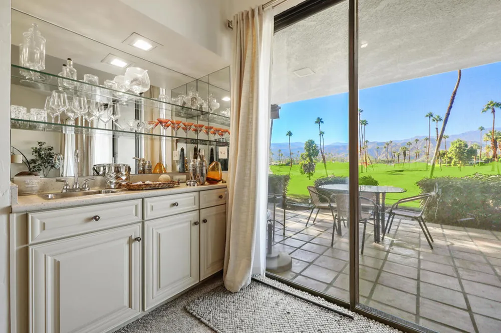 47 Juan Carlos Drive Rancho Mirage, CA 92270