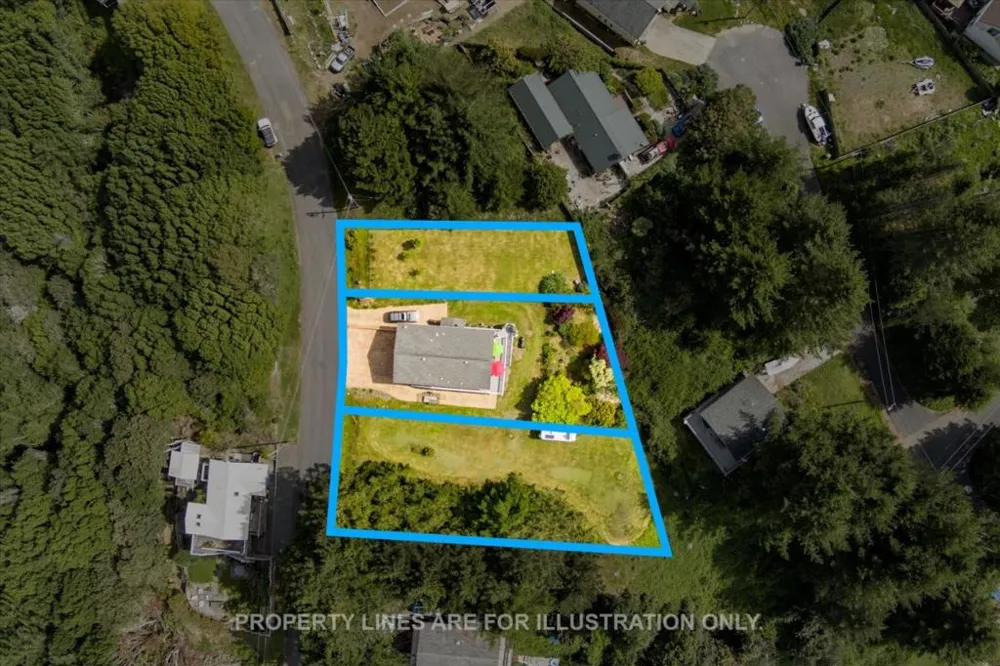 520 Redwood Road Whitethorn, CA 95589