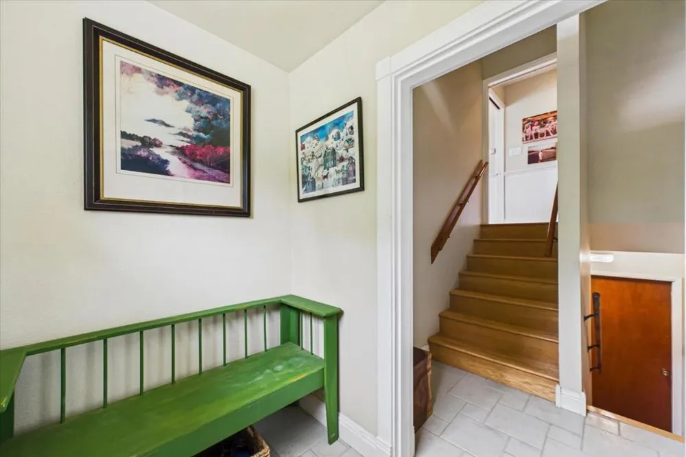 520 Redwood Road Whitethorn, CA 95589
