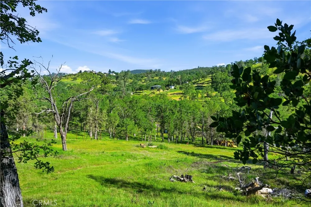 19425 Stinson Hidden Valley Lake, CA 95467