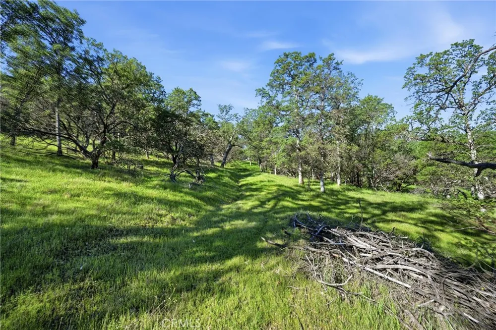19425 Stinson Hidden Valley Lake, CA 95467