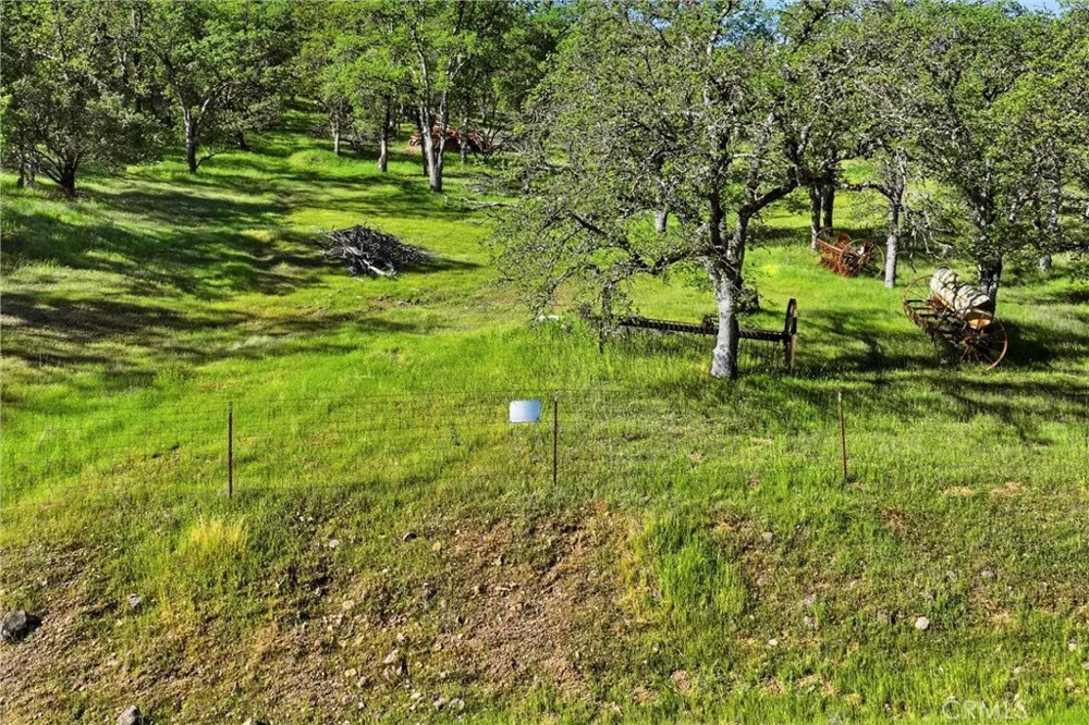19425 Stinson Hidden Valley Lake, CA 95467