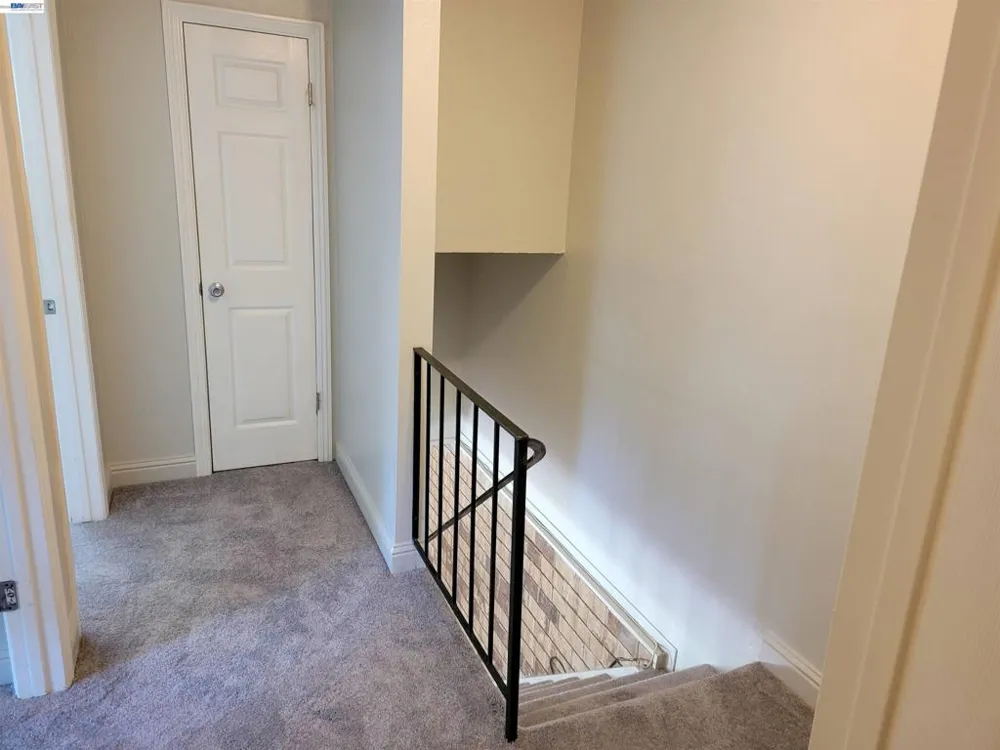 2341 Foothill Rd #3 Pleasanton, CA 94588