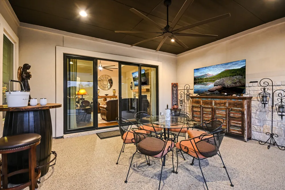 250 BROWN SADDLE Cove Driftwood, TX 78619