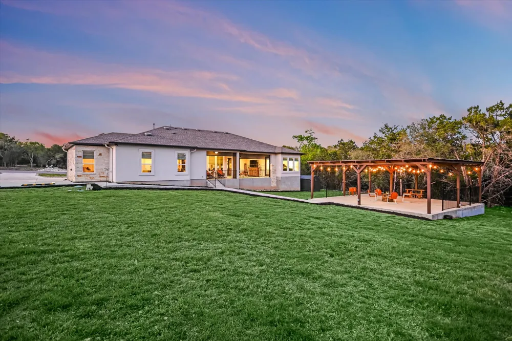 250 BROWN SADDLE Cove Driftwood, TX 78619