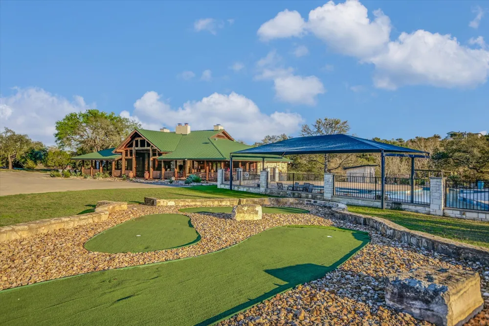 250 BROWN SADDLE Cove Driftwood, TX 78619