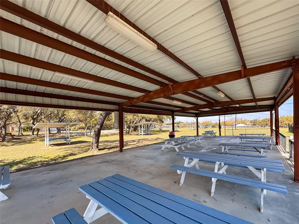 2872 Lakeview Drive Canyon Lake, TX 78133