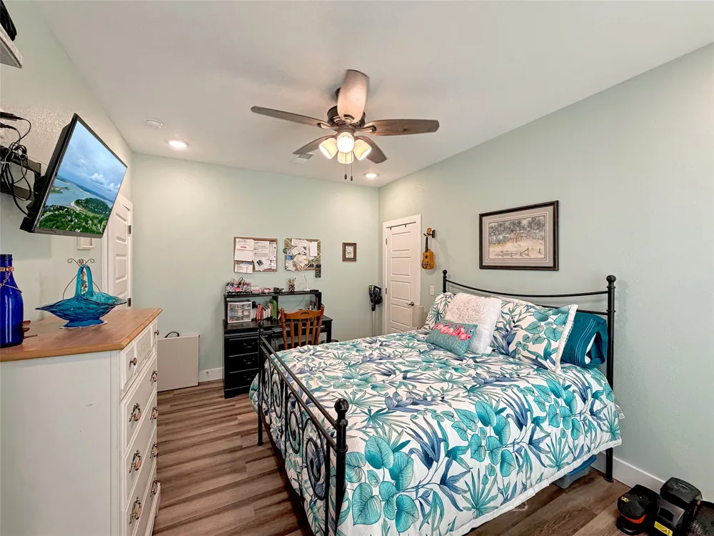 2872 Lakeview Drive Canyon Lake, TX 78133