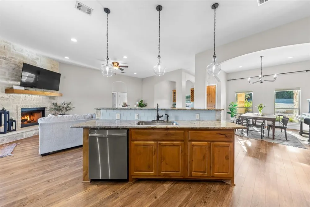 125 Westcreek Drive Bertram, TX 78605