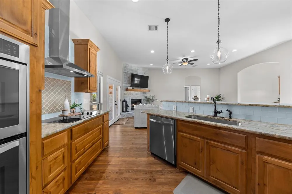 125 Westcreek Drive Bertram, TX 78605