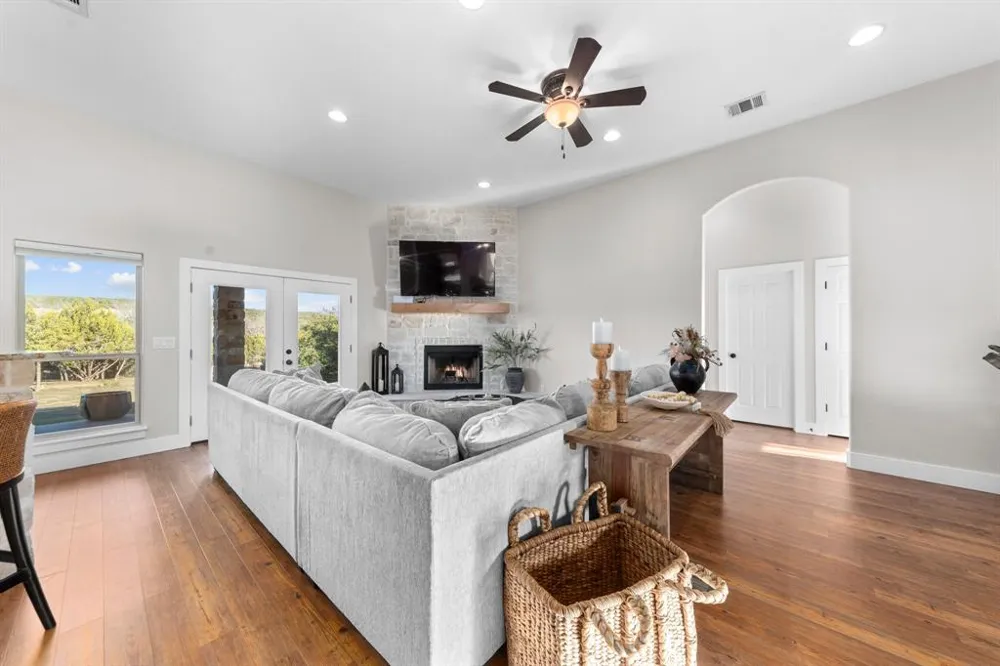 125 Westcreek Drive Bertram, TX 78605