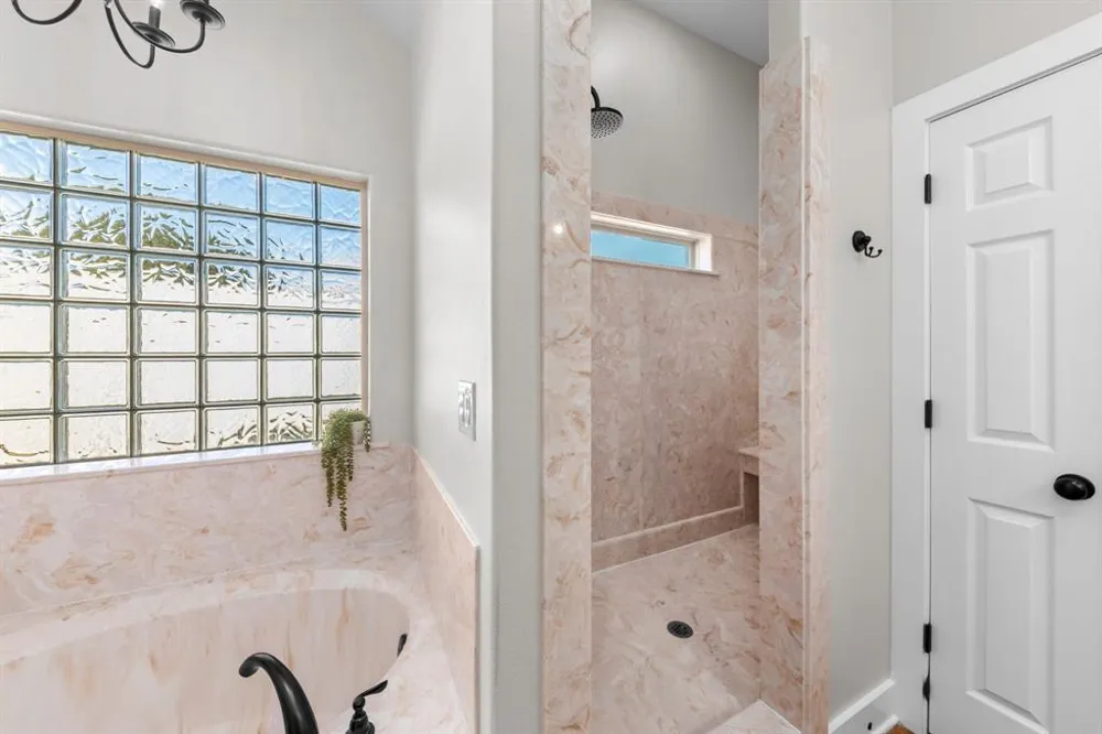 125 Westcreek Drive Bertram, TX 78605