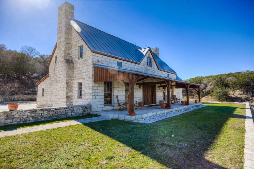 3777 Middle Creek Road Blanco, TX 78606