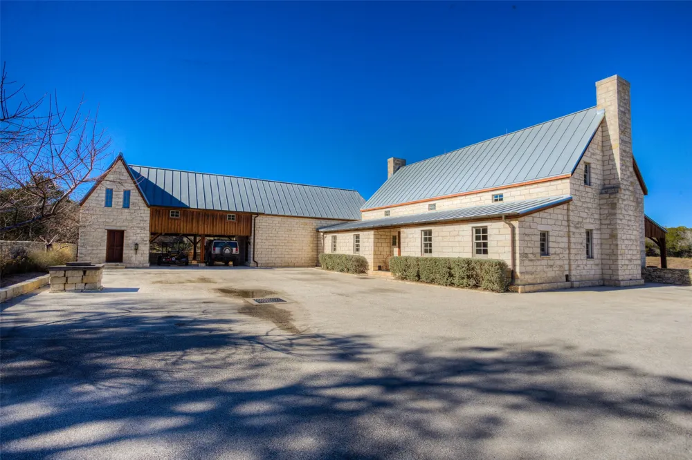 3777 Middle Creek Road Blanco, TX 78606