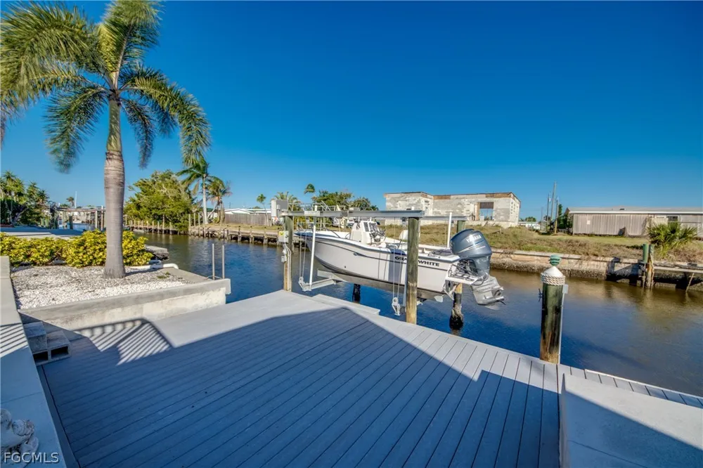 Gulfgate Lane St James City, FL 33956