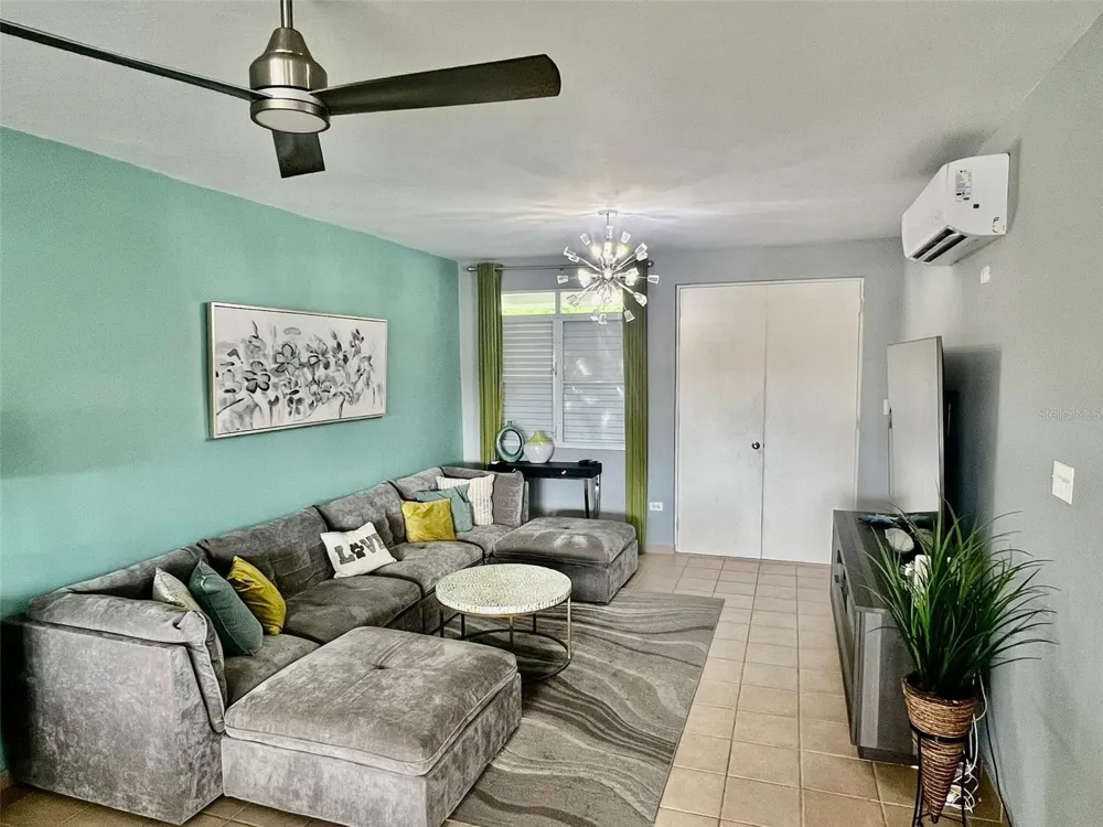 180 PALMAS DRIVE #38-D Humacao, PR 00791
