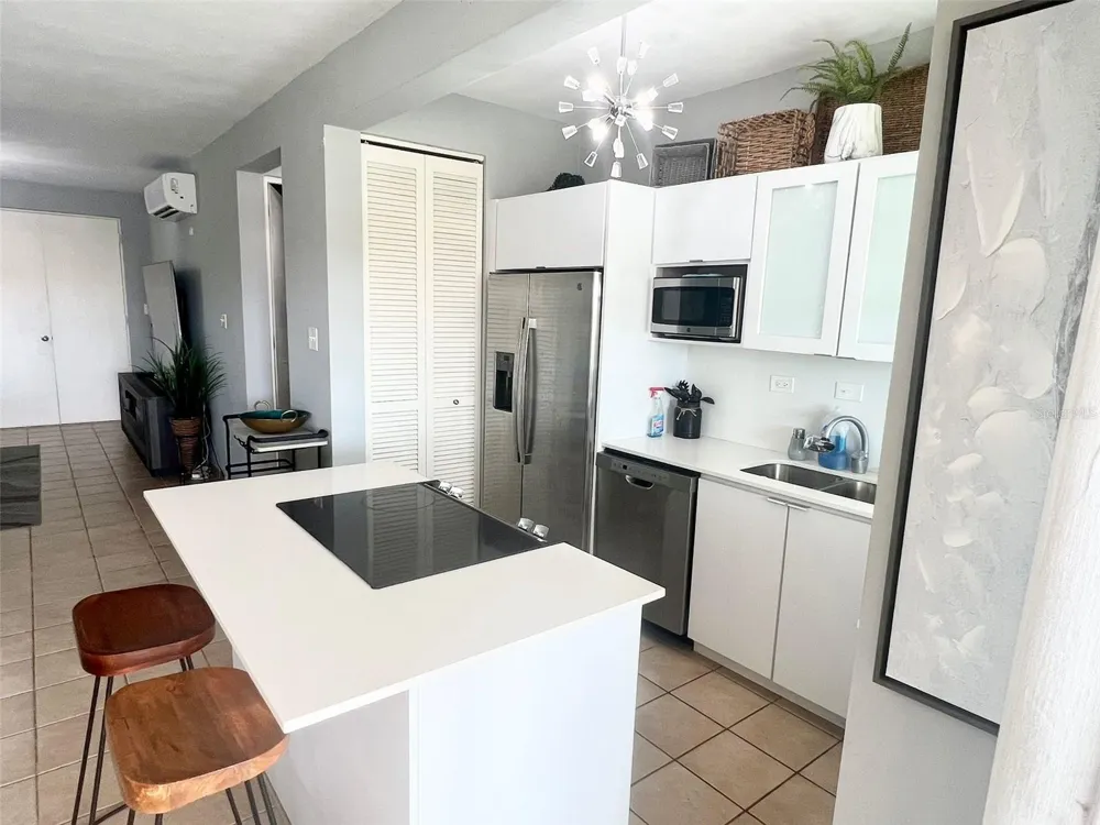 180 PALMAS DRIVE #38-D Humacao, PR 00791