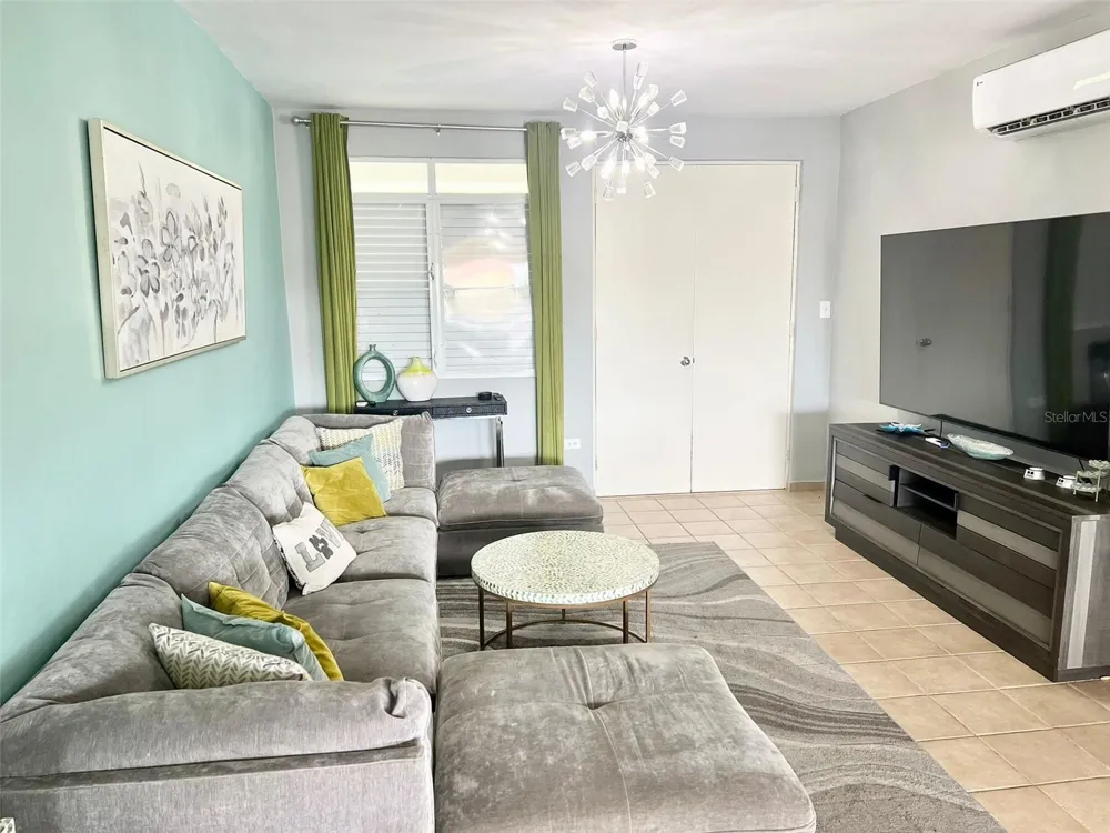 180 PALMAS DRIVE #38-D Humacao, PR 00791