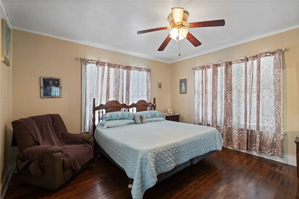 125 E. Avenue F. Robstown, TX 78380