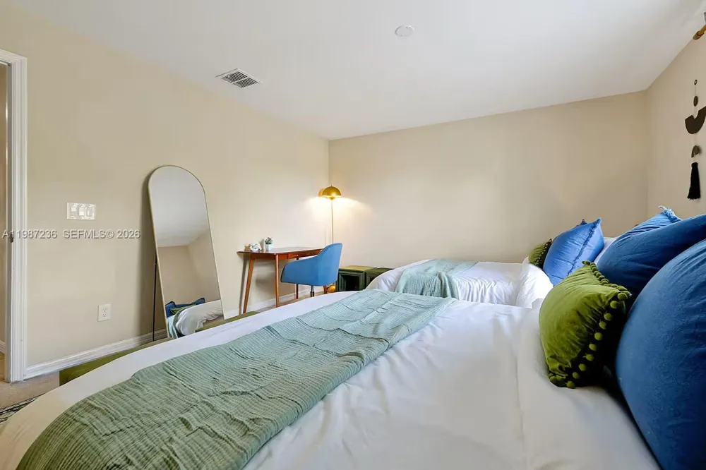 2650 SANTOSH CV Kissimmee, FL 34746