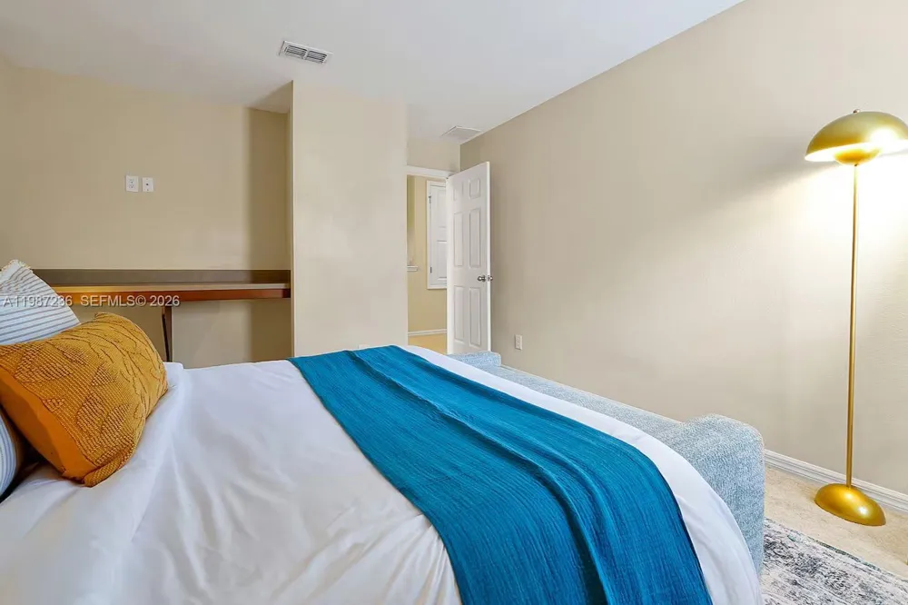 2650 SANTOSH CV Kissimmee, FL 34746