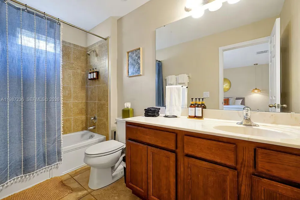 2650 SANTOSH CV Kissimmee, FL 34746