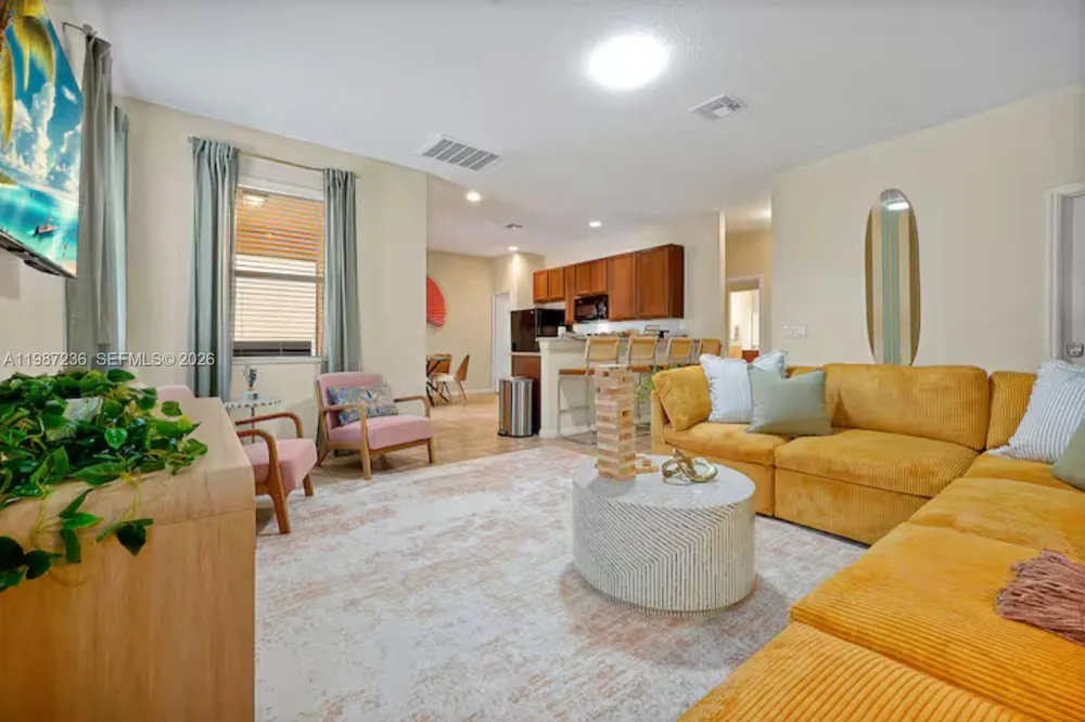 2650 SANTOSH CV Kissimmee, FL 34746