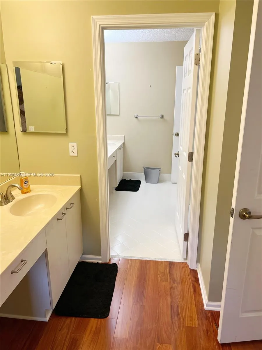 15973 NW 16th Ct Pembroke Pines, FL 33028