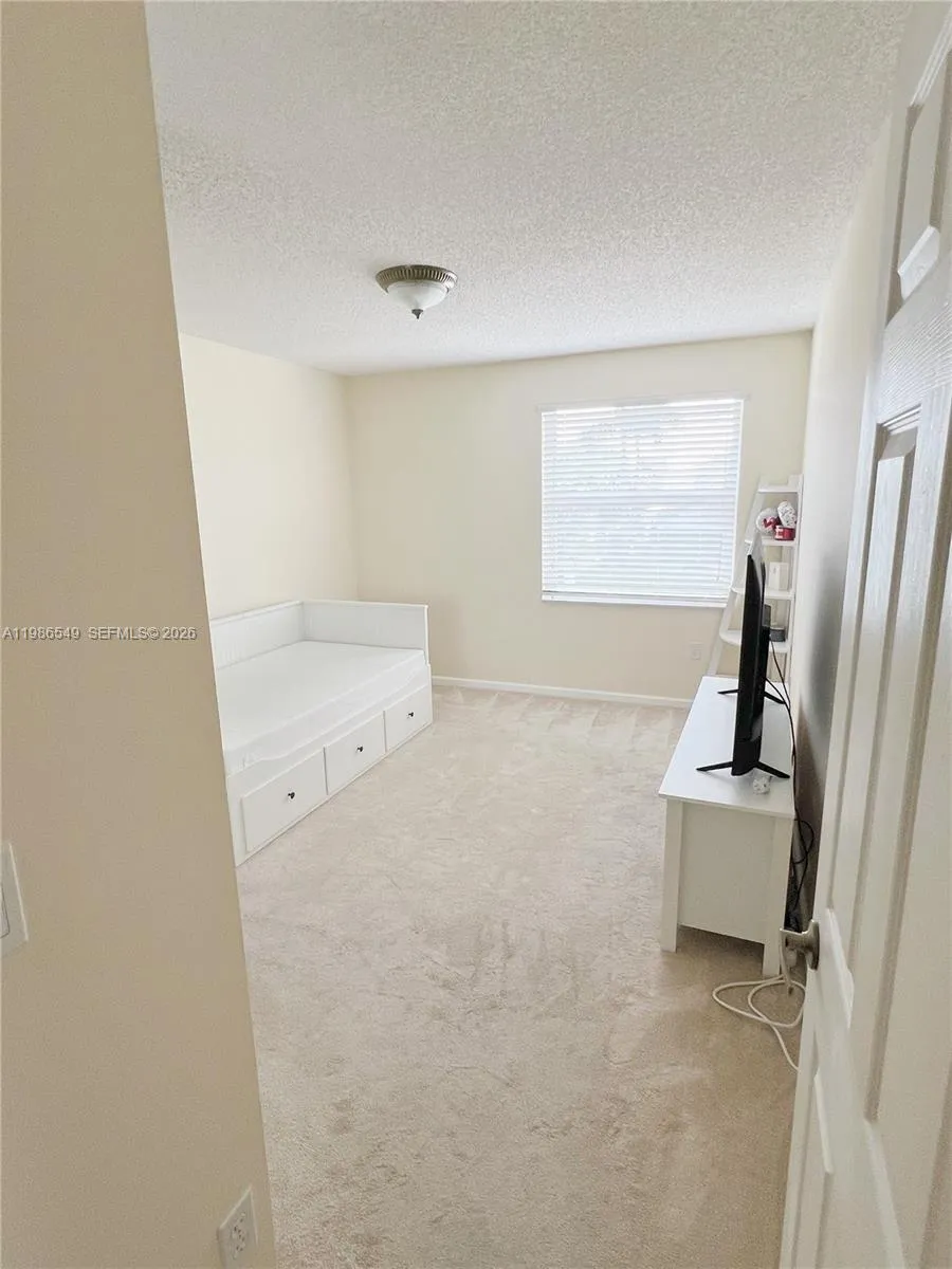 15973 NW 16th Ct Pembroke Pines, FL 33028