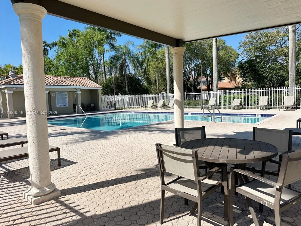 15973 NW 16th Ct Pembroke Pines, FL 33028
