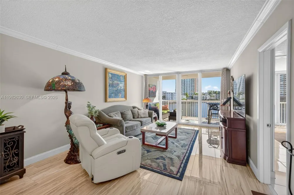 121 Golden Isles Dr #205 Hallandale Beach, FL 33009