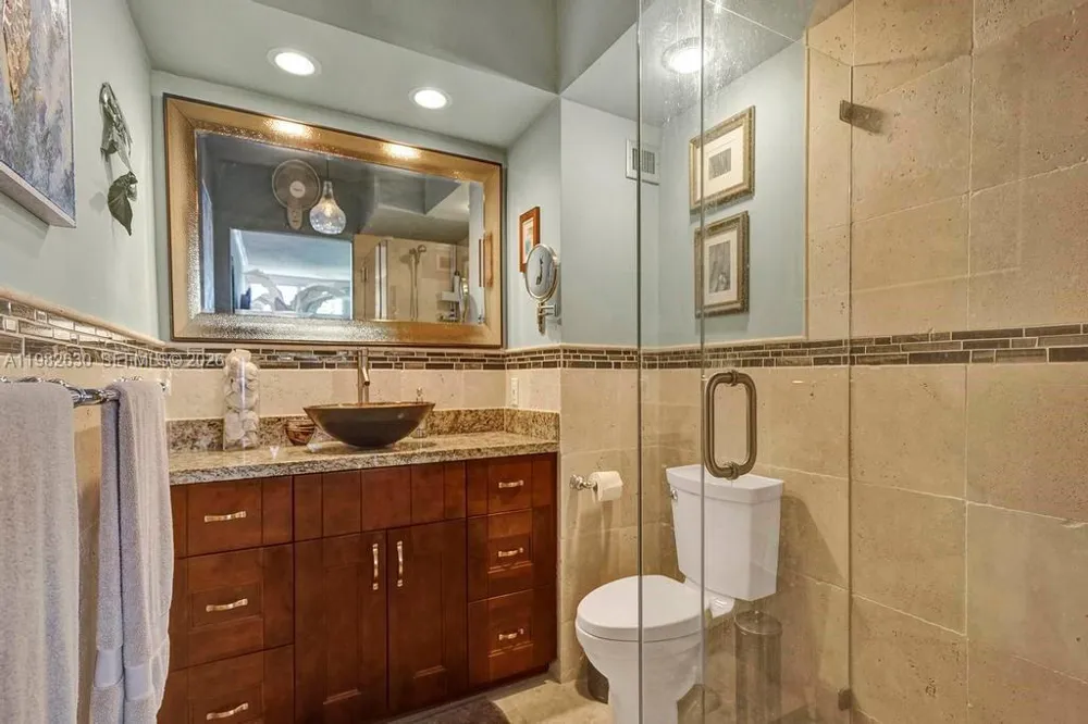 121 Golden Isles Dr #205 Hallandale Beach, FL 33009