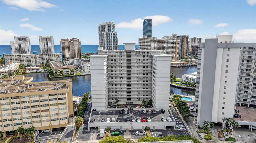 121 Golden Isles Dr #205 Hallandale Beach, FL 33009