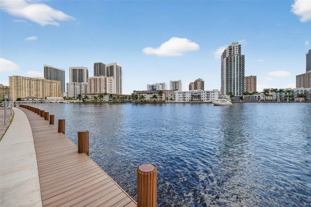 121 Golden Isles Dr #205 Hallandale Beach, FL 33009