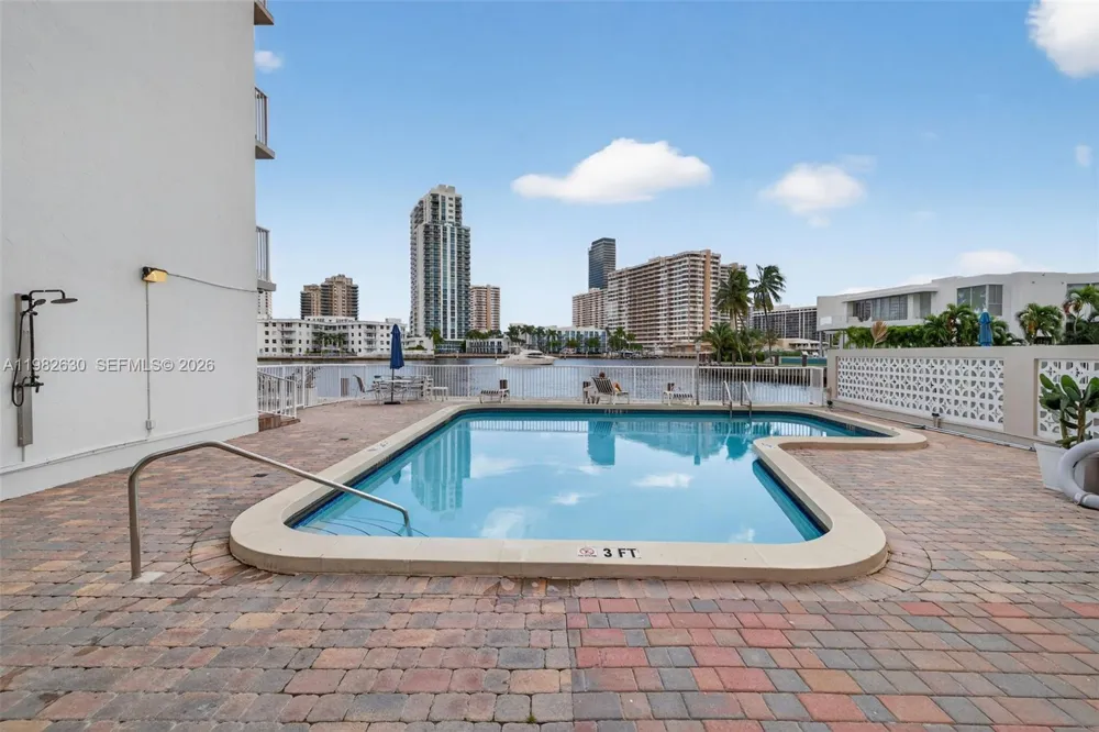 121 Golden Isles Dr #205 Hallandale Beach, FL 33009