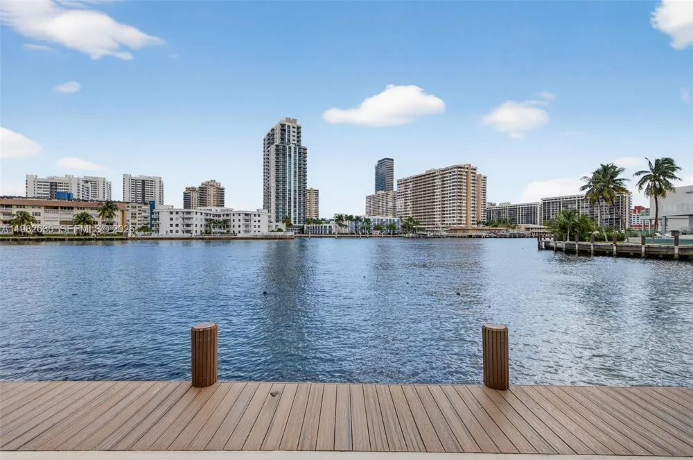 121 Golden Isles Dr #205 Hallandale Beach, FL 33009