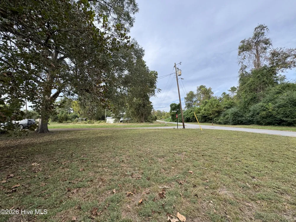 108 Bell Street Pollocksville, NC 28573