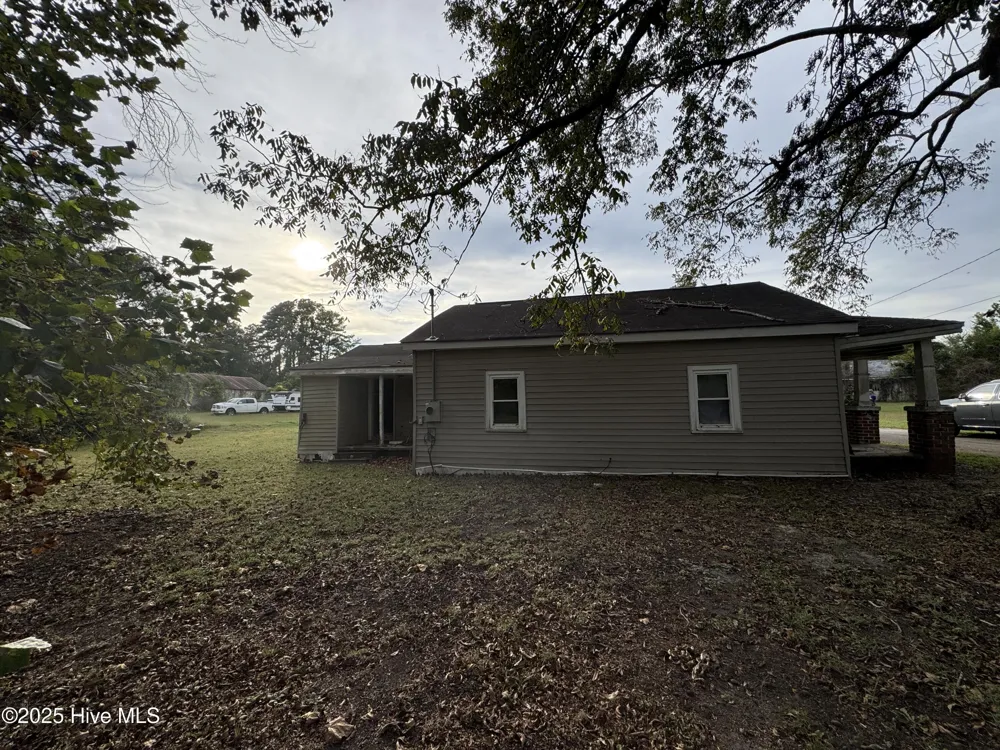 108 Bell Street Pollocksville, NC 28573